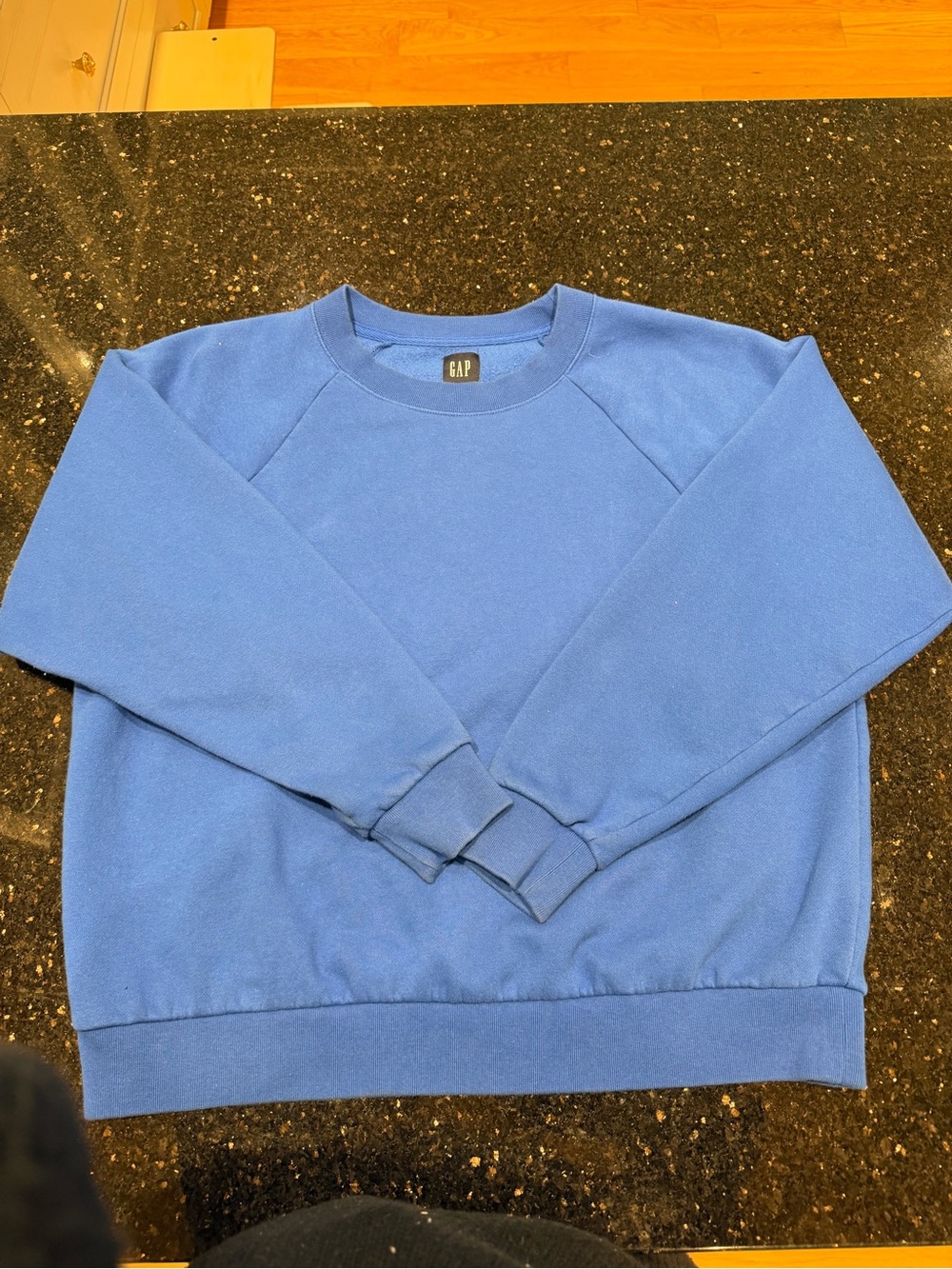 GAP Classic Crewneck Sweatshirt in Medium Blue